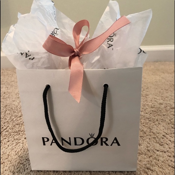 Pandora Jewelry - Pandora Regal Heart Padlock Bracelet